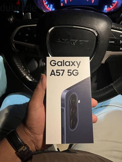 جديد متبرشم بالضمان محلي للبيع او البدلSamsung galaxy A57 256 / 12