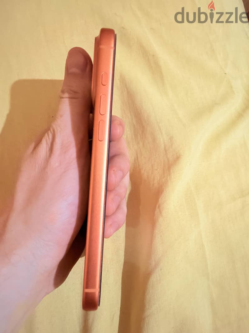 Apple - iPhone 17 Pro Max 3
