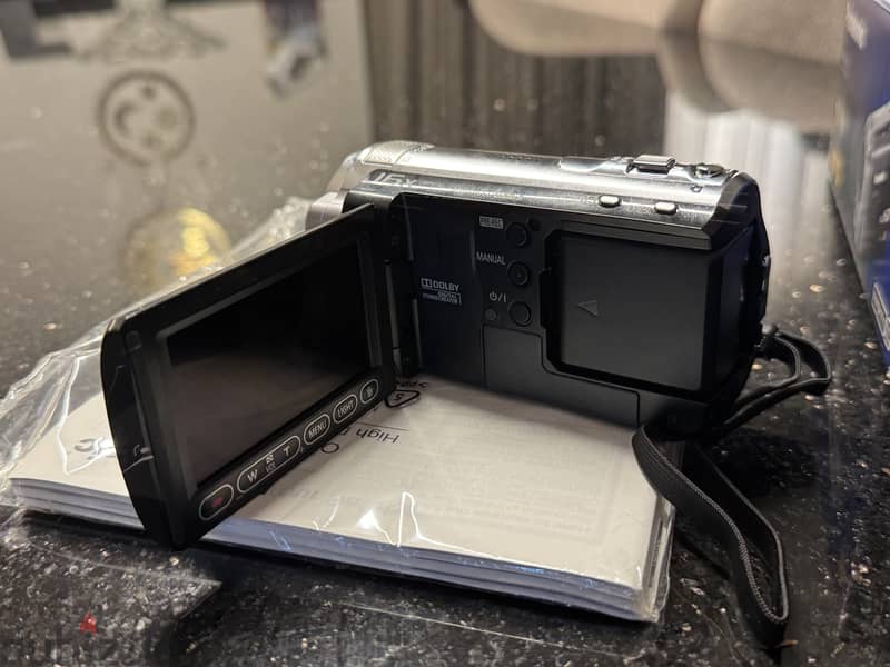 Panasonic HDC-SD10 3