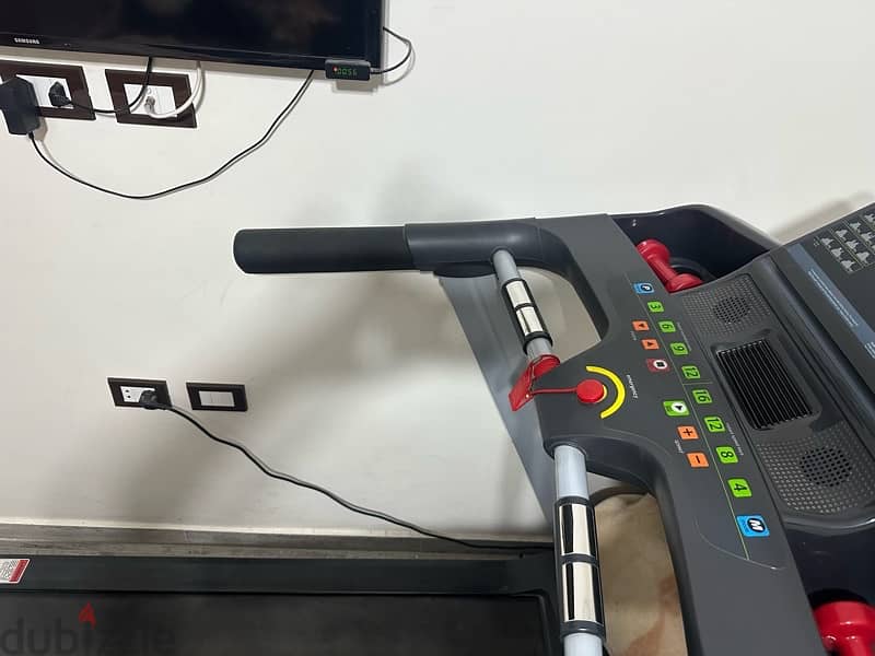 Entercise treadmill 1
