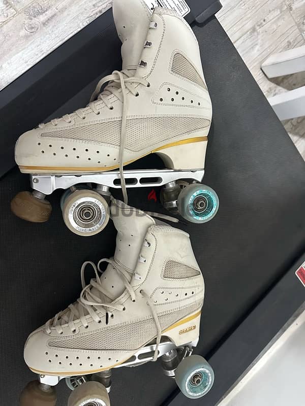 fly size 40.5 1