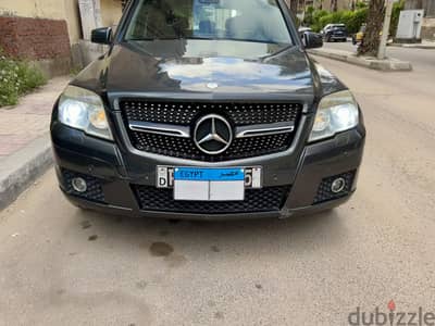 GLK 300 2010 180,000 بحالة ممتازة