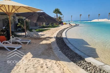 شاليه للبيع بجاردن متشطب الترا سوبر لوكس بالتكيفات على البحر بخصم الكاش في هاسيندا Hacienda بالم هيلز