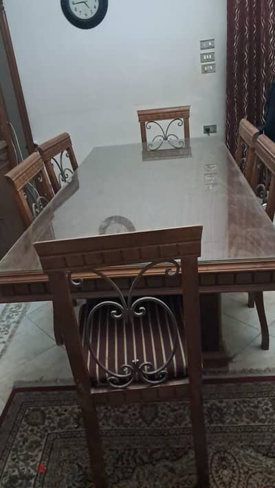 سفرة + نيش  مع فوتبه