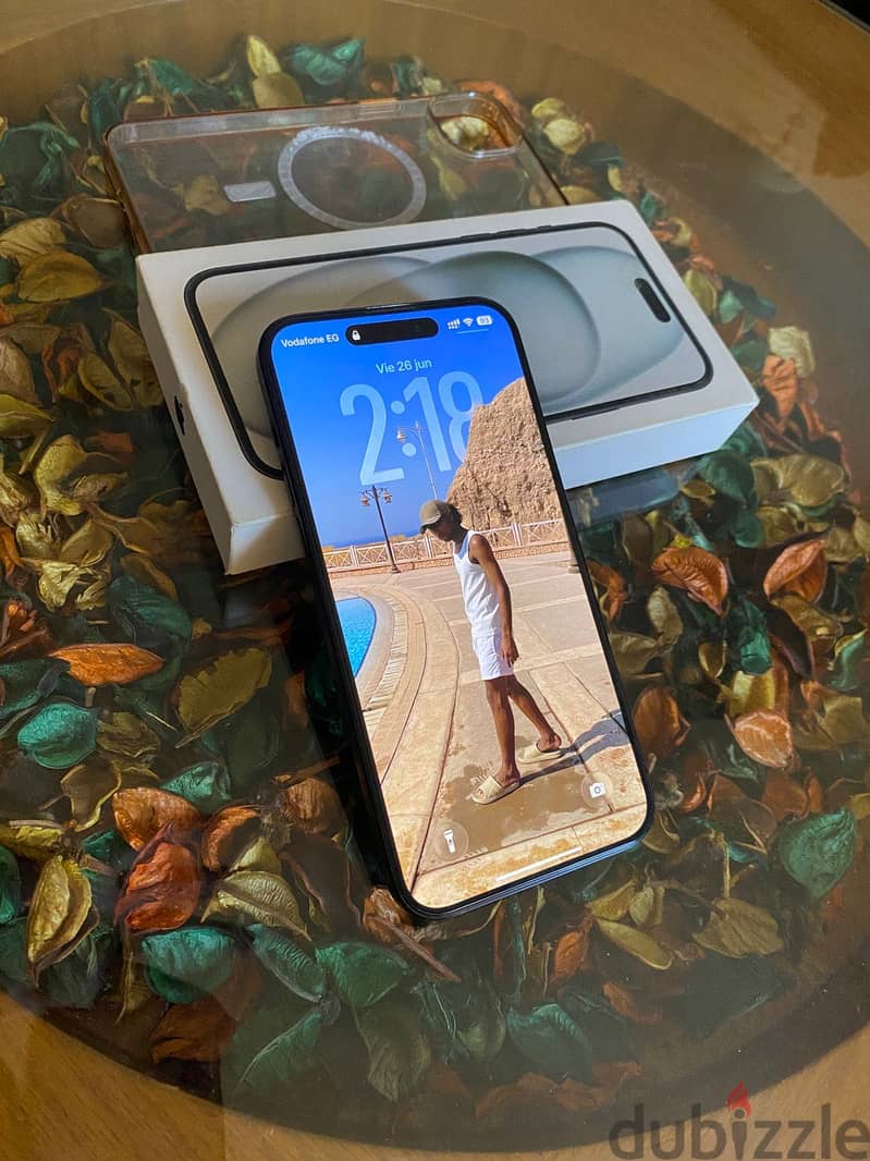 Apple - iPhone 15 plus 3