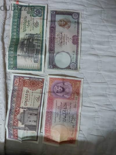 عملات مصرية قديمة نادرة ورقية