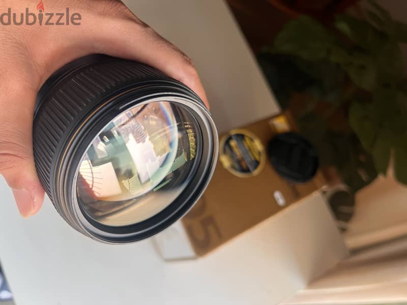 Nikon 105mm f1.4 3