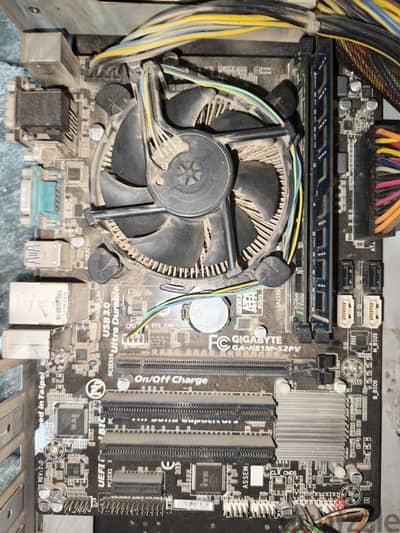 motherboard asus h81 + i5-4460 + 8 ram
