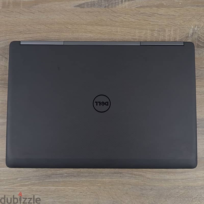 Dell Precision 7720 Workstation 1