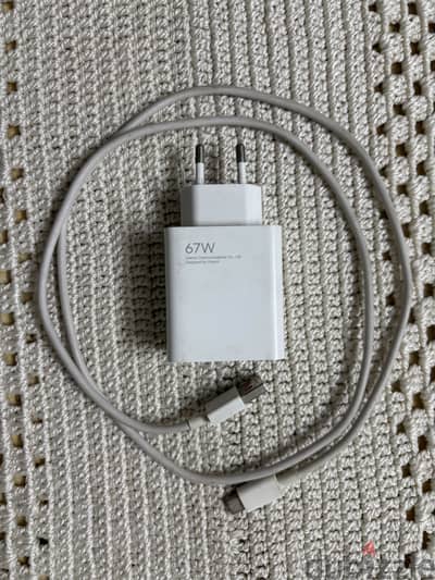 شاحن شومي 67 watt