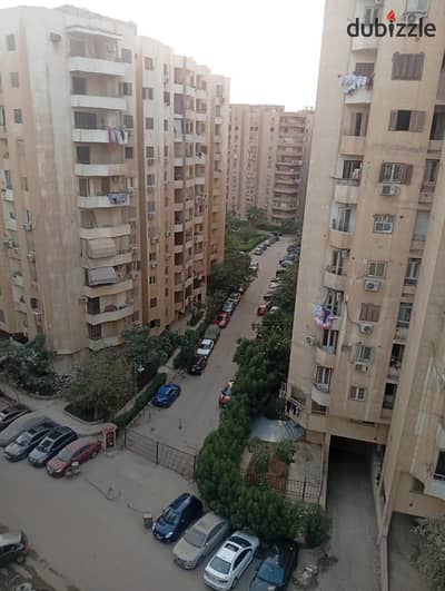 Apartment for rent in the Al-Fursan Compound next to Baron City directly on the Maadi ring road 140 m three bedroom reception with two large parts balcony completely intact super lux finishing bathroom and kitchen natural gas electricity meter phone line and internet fourth floor elevator one month rent required