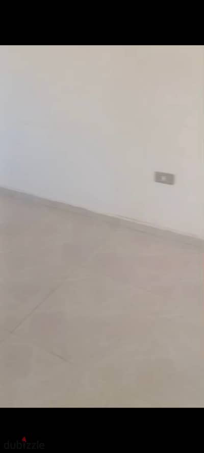 شقه للايجار ف كمبوند المعادي جاردنز طريق دائرى المعادى بجوار برج سما القاهره مساحة 170م تشطيب سوبر لوكس تلات غرف و 2 حمام الدور السابع واجهه مطلوب نهائي 14 الف شهر تأمين وشهر ايجار