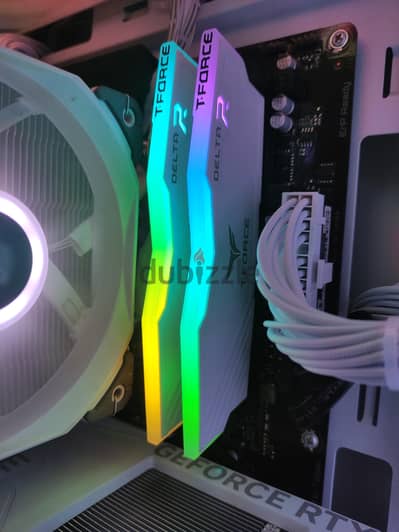 White Tforce RGP DDR4 Ram رامات كمبيوتر لسرعه البيع