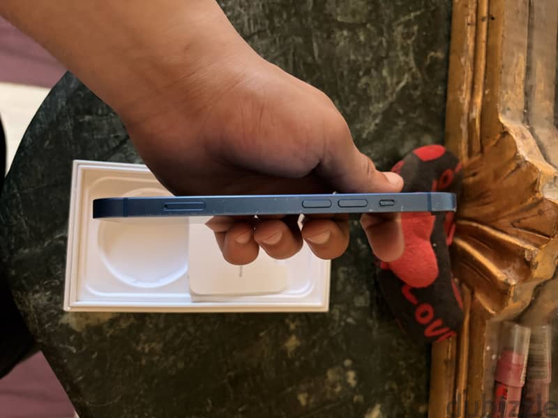 Apple - iPhone 13 2