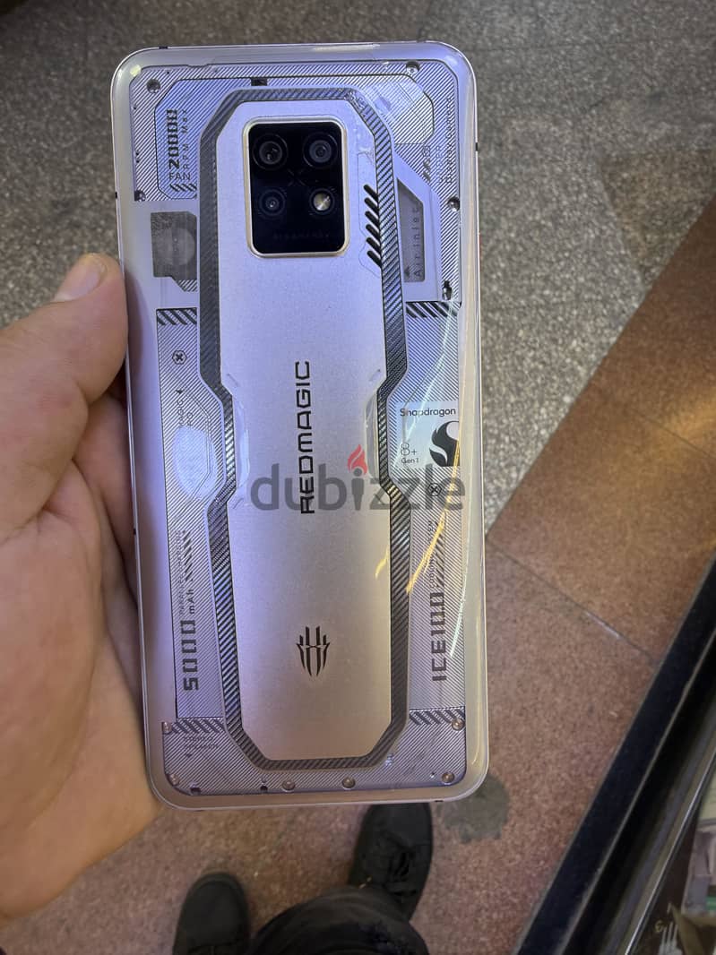 ZTE Red Magic 7 Pro 4