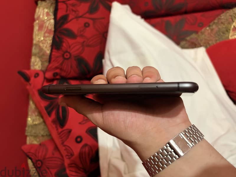 Apple - iPhone 11 2