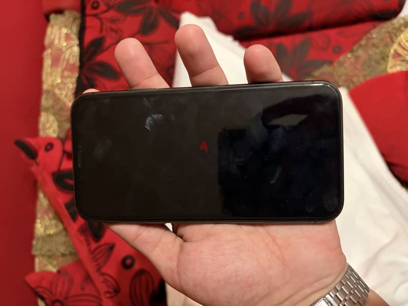 Apple - iPhone 11 4