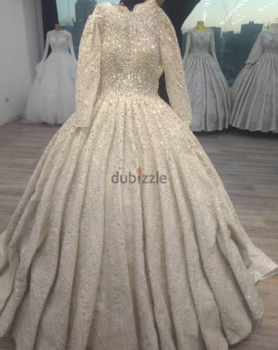 فستان زفاف