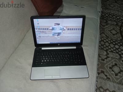 لاب توب للبيع حالة ممتازه