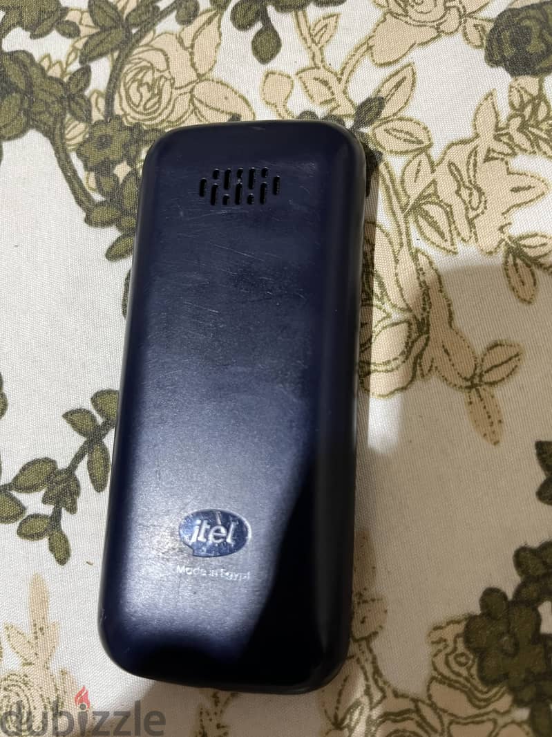 Itel A04 1