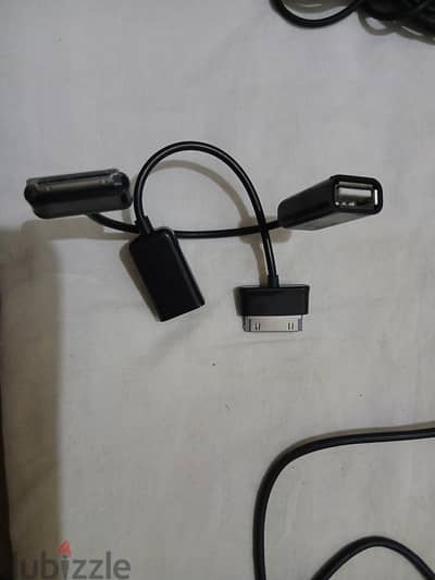 وصله  فلاشه لتاب سامسونج عدد 2. . . ووصله شحن وusb كومبيوتر