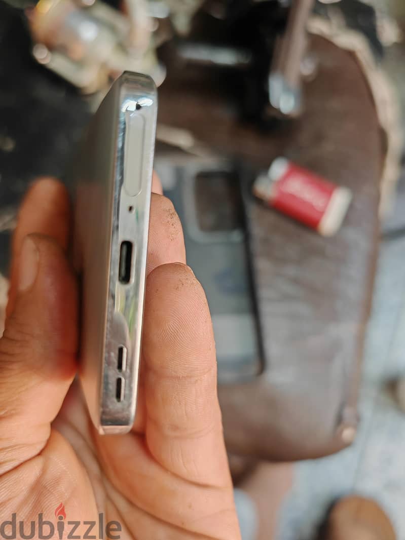 OPPO Reno12 9