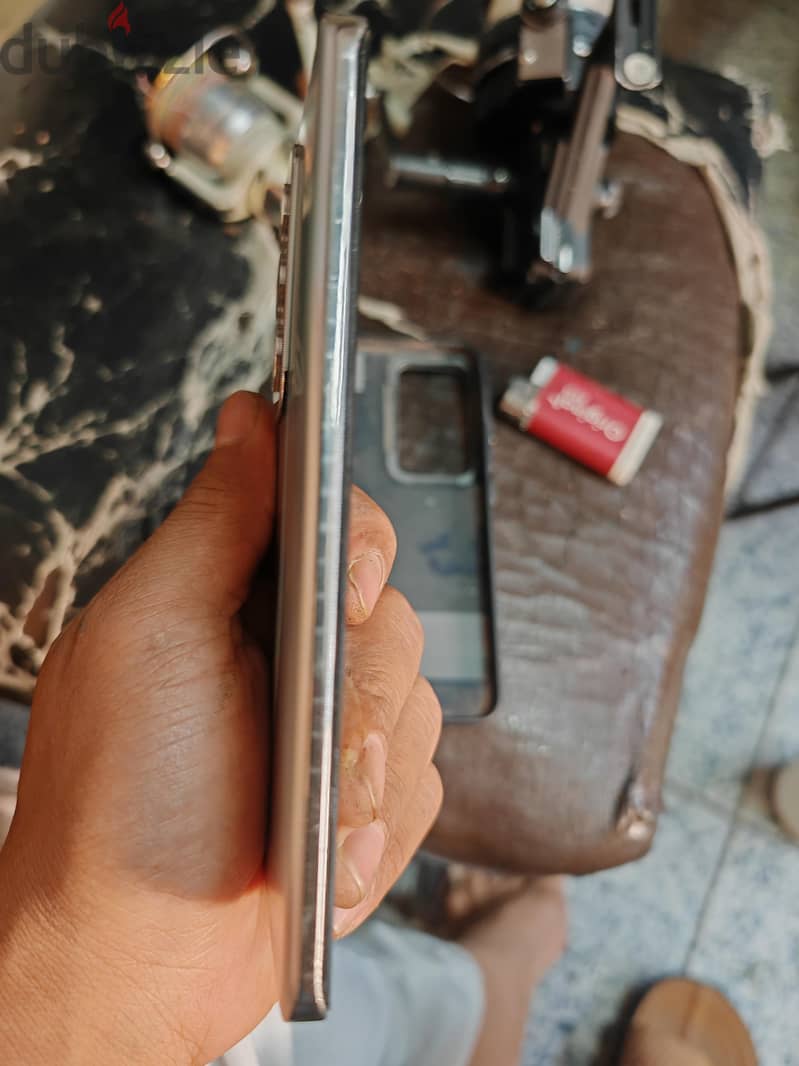OPPO Reno12 10
