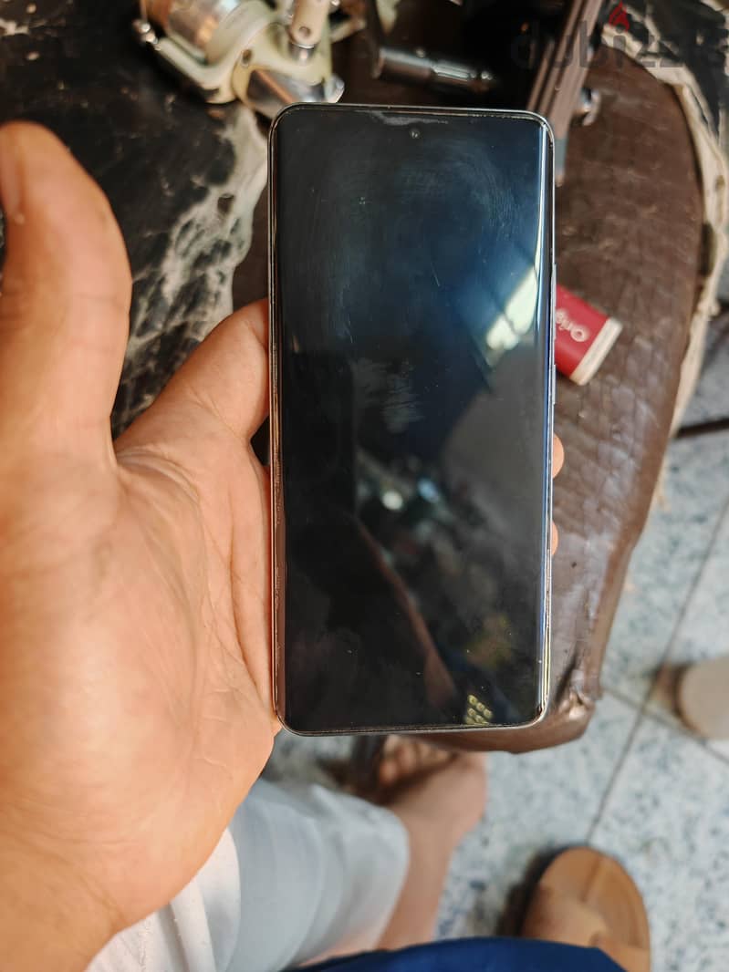 OPPO Reno12 13