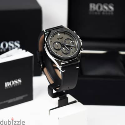 جاتلي من السعوديه ساعة boss original