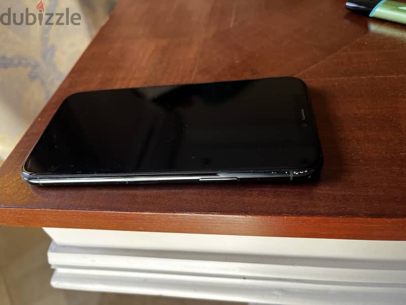 Apple - iPhone 11 Pro 3
