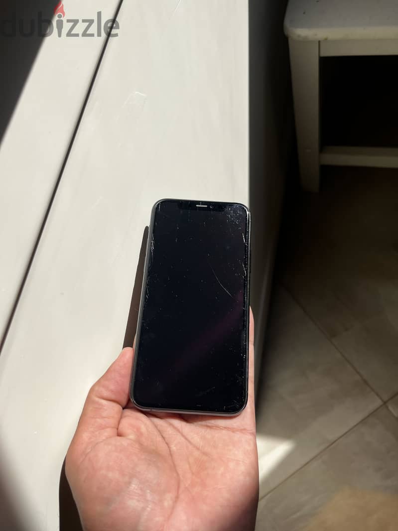 Apple - iPhone 11 Pro 4