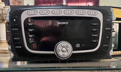 كاسيت SONY أصلي بحالة جيدة، تم فكه من السيارة ويعمل بكفاء