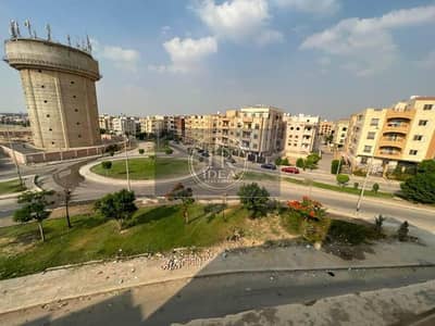 للبيع إسكان الجامعه الامريكيه بالتجمع الخامس دقايق للجامعه الامريكيه