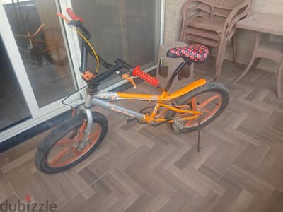 عجله BMX مقاس 20 بحاله ممتازه