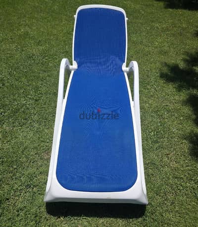 Fiber chaise longue