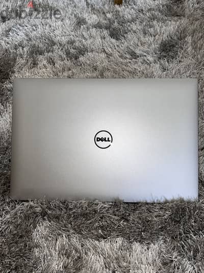 Dell xps 15 9560