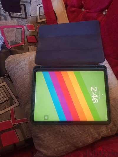 iPad pro استخدام بسيط حالة ممتازة