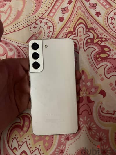 Samsung S22