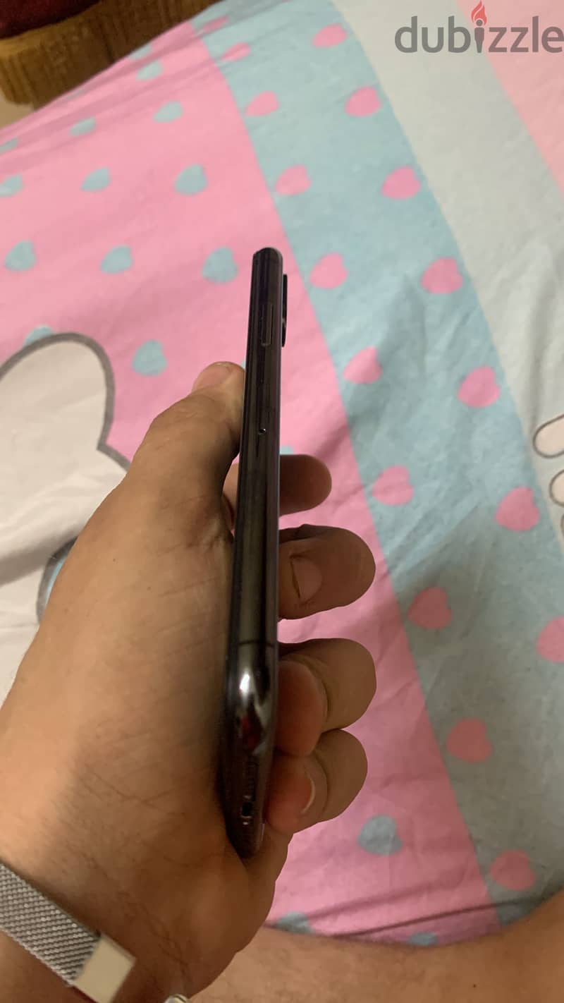 Apple - iPhone XS 1