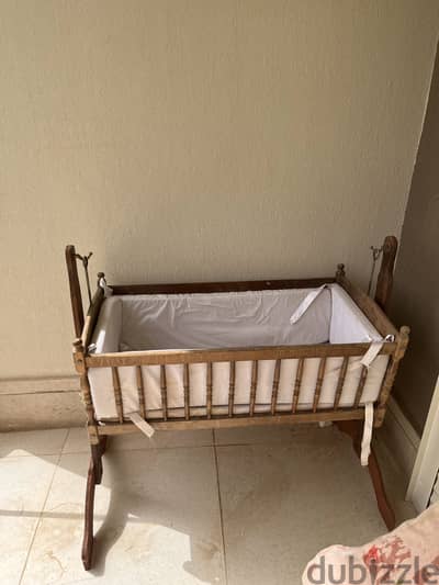 Baby rocking bed