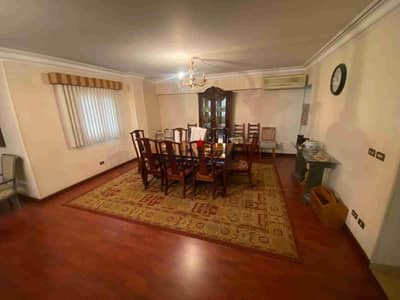 Apartment for sale, ground floor with private entrance in Sheraton Airport
