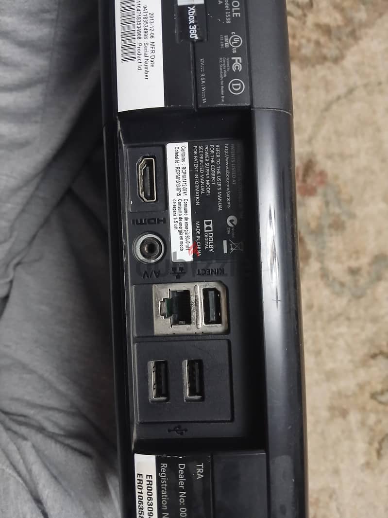 Xbox 360 E 6