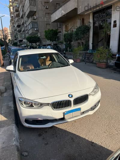 BMW 318 2018 متاح التقسيط