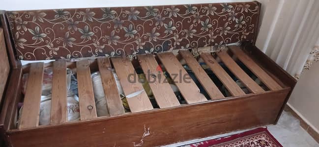 كنبة ٢متر بسحارة للبيع