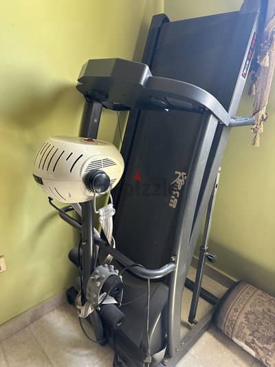 iFit Fitness DC05M Electric Treadmill - 12 km/h - Excellent Condition