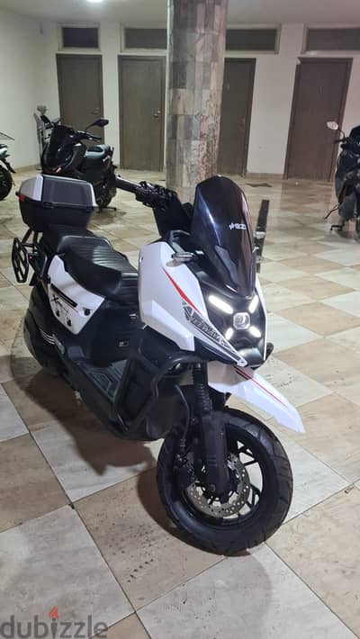 keeway xroad 3000w   كيواي اكس رود ٣٠٠٠وات