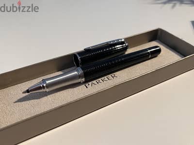 Parker Urban Premium Ebony Metal CT Rollerball Pen Parker Urban Premium Ebony Metal CT Rollerball Pen