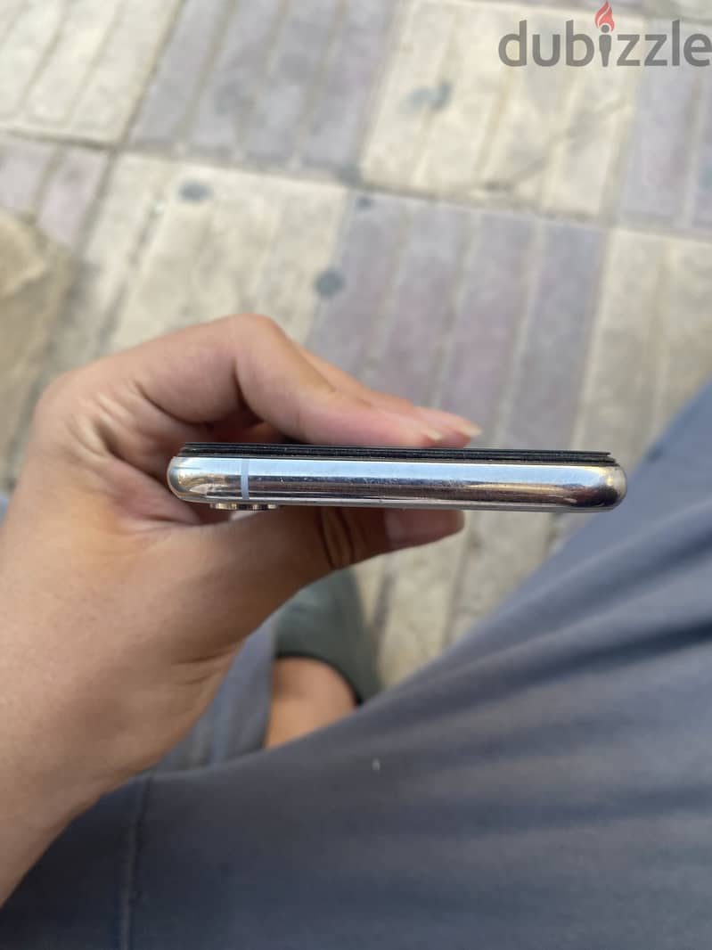 Apple - iPhone 11 1