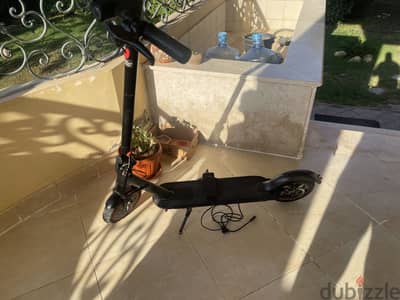 Electric scooter