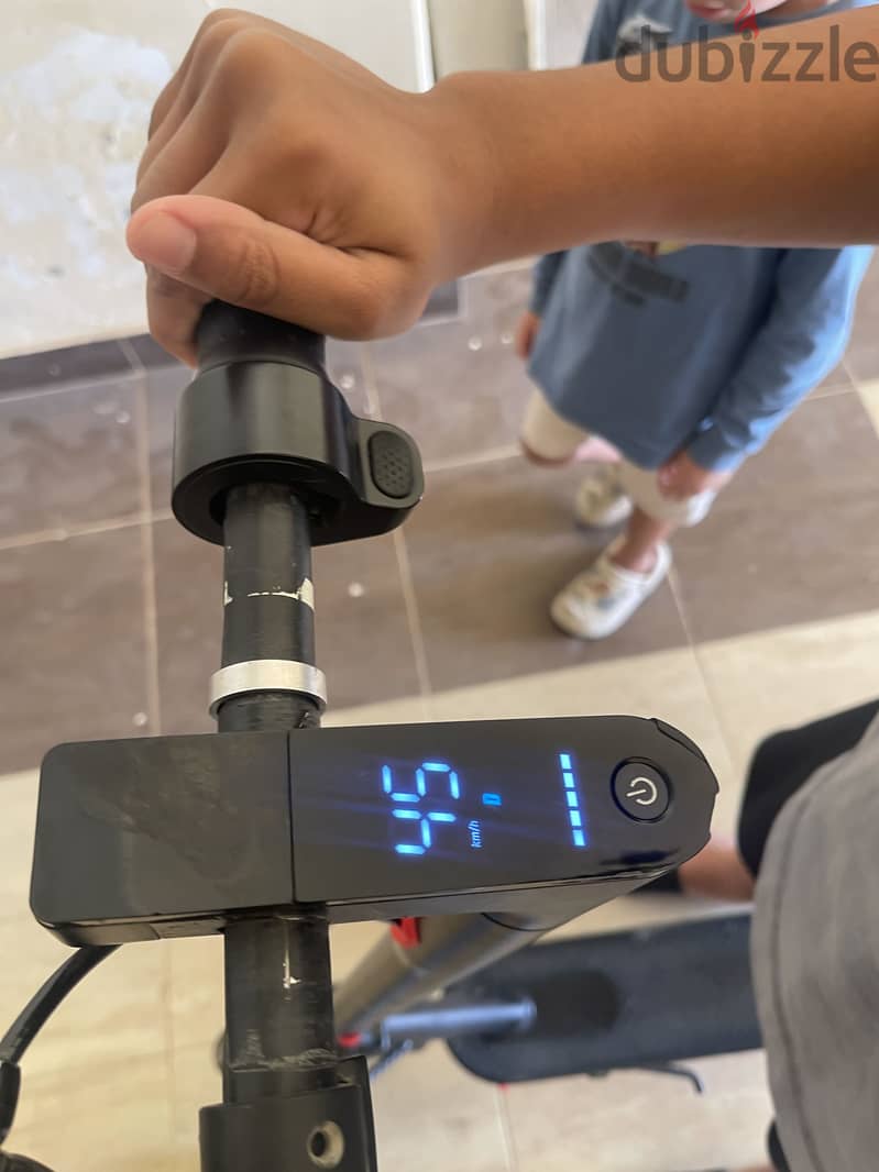 Electric scooter 4
